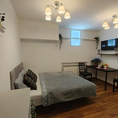 Oldtown Апартаменты *